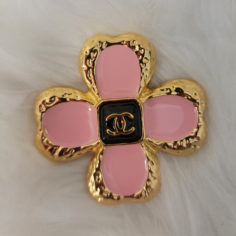 Gold and Pink Floral Brooch - Picture 2 of 3